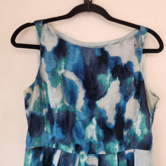 Martin & Osa 100% Silk Watercolor Blue Dress Cocktail Fit and Flare Women's 6 - Picture 3 of 6